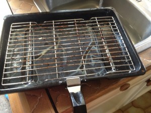 how-to-clean-greasy-grill