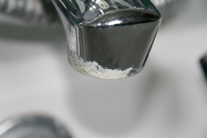 how-to-clean-limescale-tap